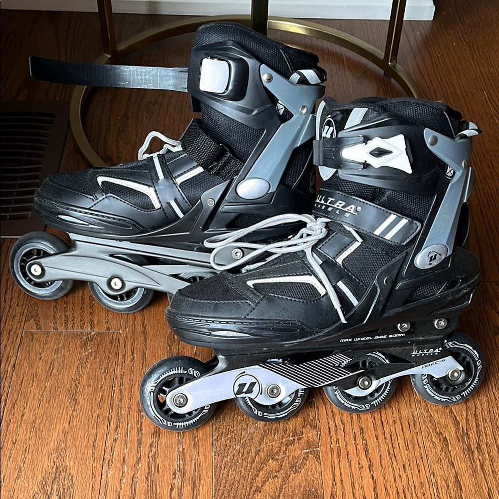 Black and Gray Inline Skates with Adjustable Fit